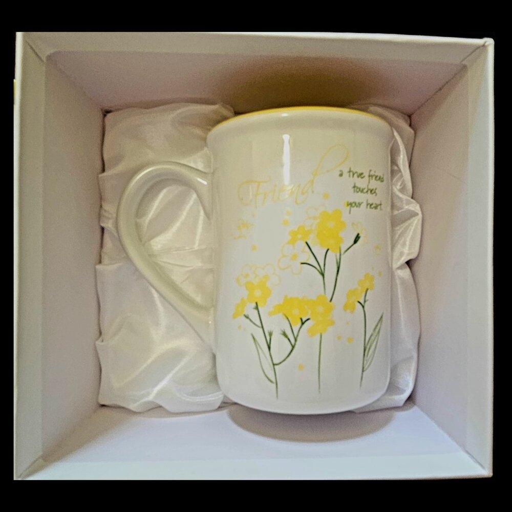 “NWT Floral Friendship Mug w/Gift Box - ‘True Friend’ Quote - Microwave Safe!”